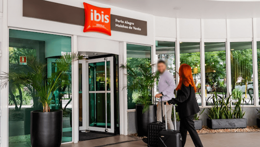  (Imagem: Reprodução/Booking)