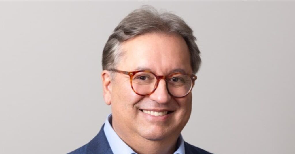 Sólon Almeida Cunha é o novo sócio de Robortella e Peres Advogados. Migalhas